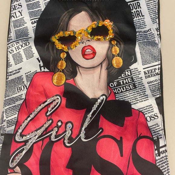 She A Boss Black Tee - Picture 6 of 7